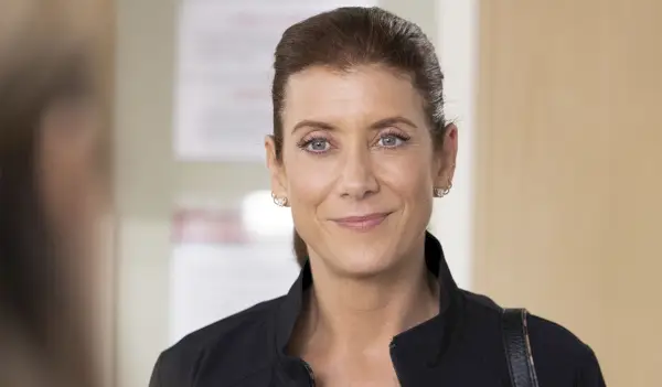 Kate Walsh nel ruolo di Addison Montgomery in Gray