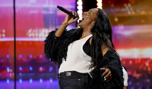 Liv Warfield, America