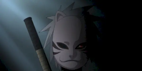Hatake Kakashi vo svojej maske Anbu v Naruto Shippuden