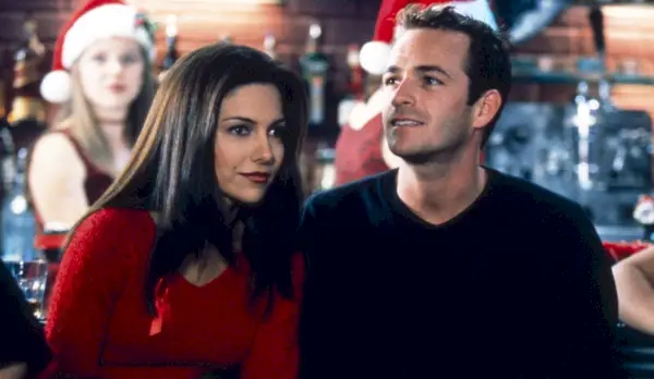 BEVERLY HILLS, 90210, od lewej: Vanessa Marcil, Luke Perry,