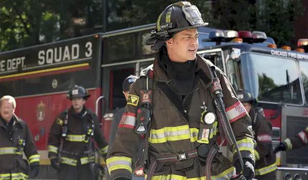 Fuego de Chicago, Taylor Kinney como Kelly Severide