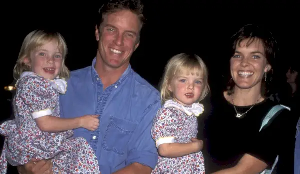 Linden Ashby, Susan Walters a dcery Grace Ashby a Savannah Ashby při vydání