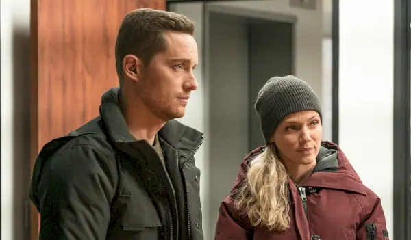 Jesse Lee Soffer, Tracy Spiridakos
