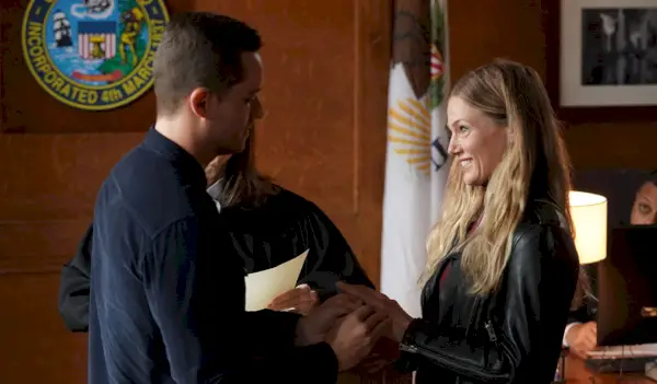 Jesse Lee Soffer, Tracy Spiridakos