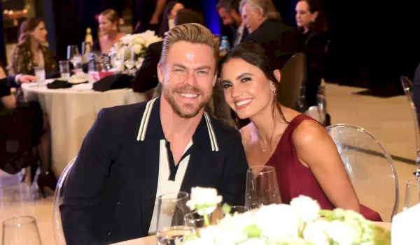 Derek Hough, Hayley Ebert