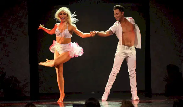 Emma Slater a Sasha Farber, Tanec s hviezdami