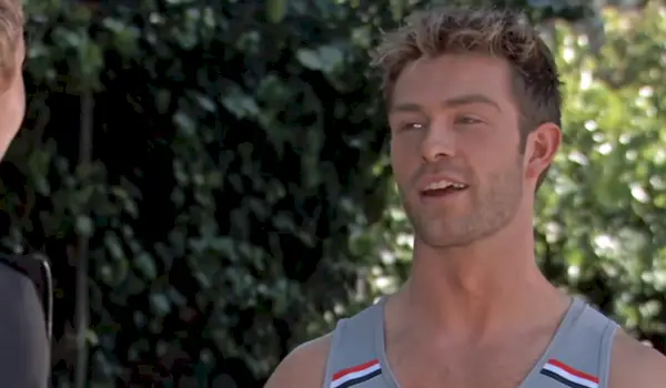 Dex fait du jogging GH