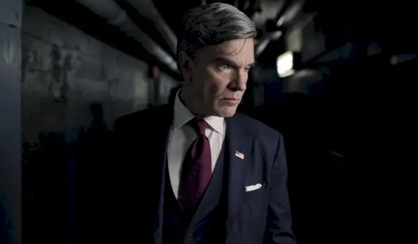 Christopher Shyer como vicepresidente Redfield