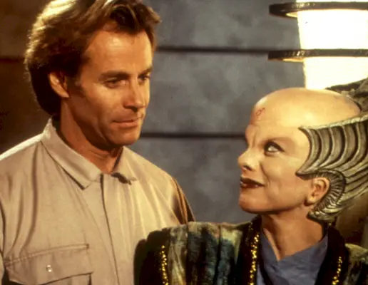 BABYLON 5, 1993/1994, Tristran Rogers, Mira Furlan som Minbari-ambassadør Delenn, 1994