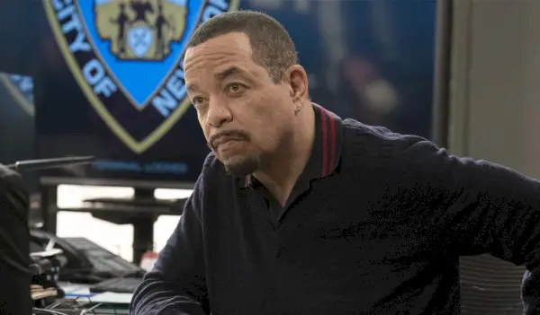Ice T jako Odafin Fin Tutuola ve filmu Zákon a pořádek: SVU