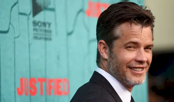 ティモニー・オリファント、正当化