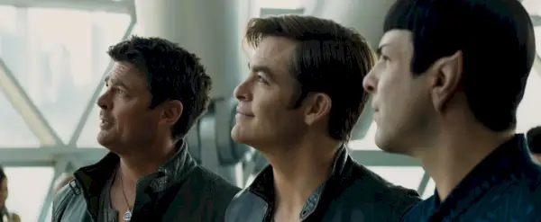 Star Trek más allá del agarre del remolque
