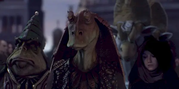 Jar Jar Binks deltar i begravelsen til Padmé i Star Wars