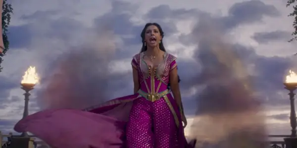 Naomi Scott som prinsesse Jasmine synger Speechless i Aladdin (2019)