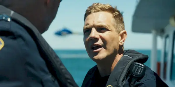 Taylor Handley dans le rôle de Kyle dans l'épisode 1 de la saison 2 du maire de Kingstown