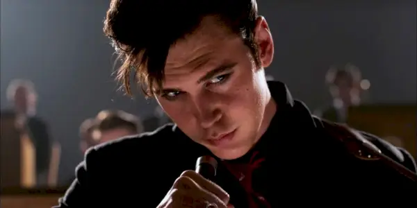 Austin Butler singt als Elvis
