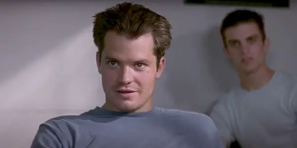 Timothy Olyphant nel ruolo di Topolino in classe in Scream 2.