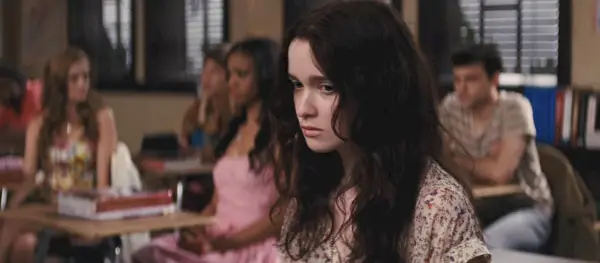 Alice Englert, lindas criaturas