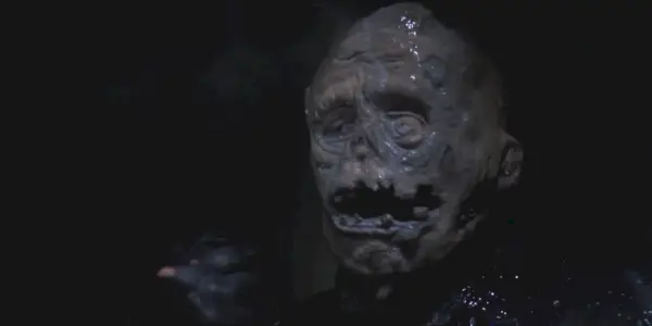 Jason avec son visage exposé dans Friday The 13th Part VIII Jason Takes Manhattan