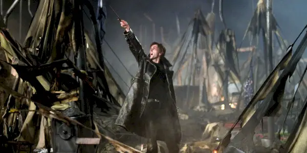 Barty Crouch Jr. évoquant la marque sombre lors de la Coupe du Monde dans Harry Potter et la Coupe de Feu