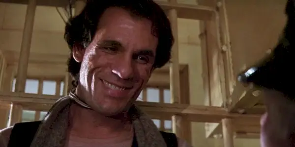 Robert Davi s úsmevom vo väzení v The Goonies