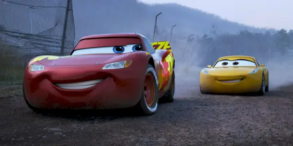 Lightning McQueen og Cruze Ramirez kører i Cars 3