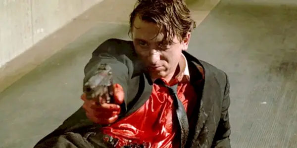 M. Orange tire sur M. Blonde dans Reservoir Dogs