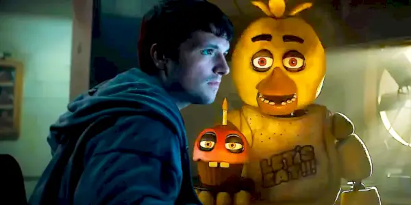 Vlastný obrázok Josha Hutchersona vedľa Chica vo filme Five Nights At Freddy