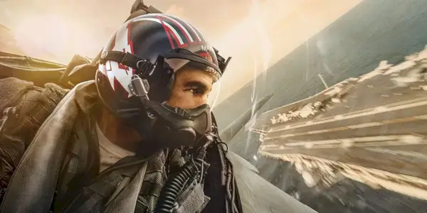 Maverick pilotant un jet