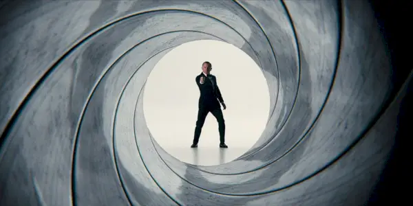 Nie je čas zomrieť James Bond, scenár Daniel Craig 3