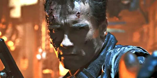 ארנולד שוורצנגר נראה גרוע יותר ללבוש ב-Terminator 2