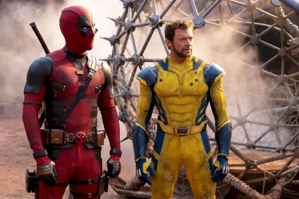 ryan reynolds, hugh jackman, deadpool y glotón