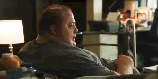 Brendan Fraser nel ruolo di Charlie in La Balena