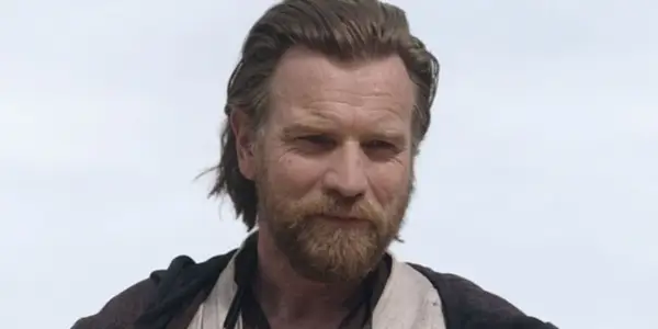 Obi Wan sa v šou slabo usmieva,