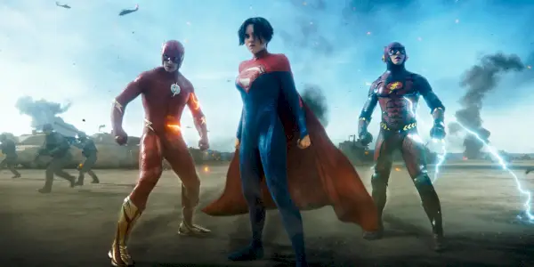 L'immagine del film Flash Supergirl e due Barry Allen