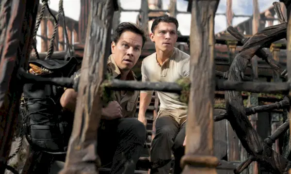 mark wahlberg, tom holland, inexplorado