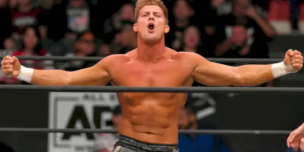 Ryan Nemeth posant sur le ring