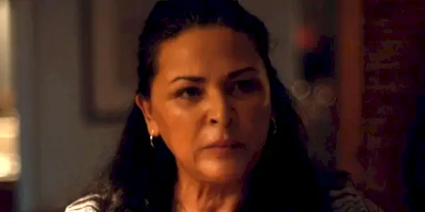 Elpidia Carrillo als Sonia Perez in Euphoria