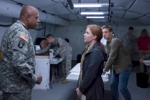 Forest Whitaker, Amy Adams, Jeremy Renner, Arrivo