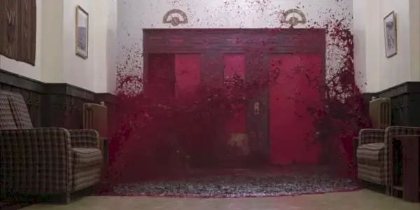 Krev vycházející z výtahu v The Shining