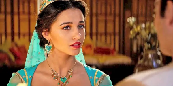 Naomi Scott som Jasmine i Aladdin live action