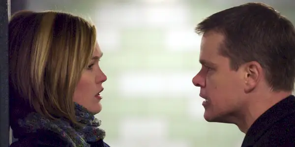 Jason Bourne et Nicolette dans The Bourne Supremacy