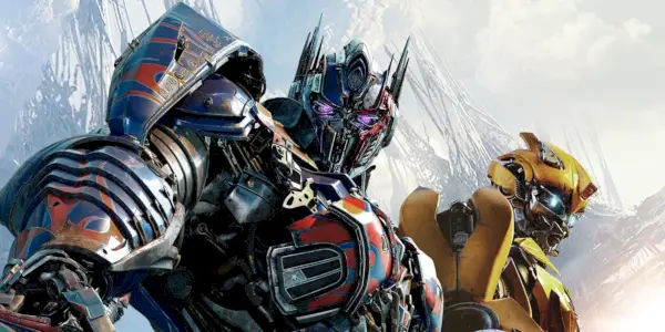 Optimus Prime e Bumblebee em Transformers: O Último Cavaleiro
