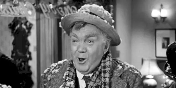 Thomas Mitchell als Onkel Billy in It