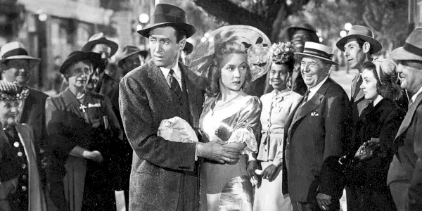 James Stewart als George und Gloria Grahame als Violet in It
