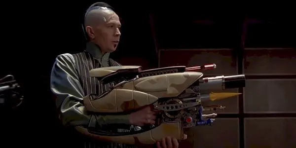 ジャン=バティスト・エマニュエル・ゾルグ(ゲイリー・オールドマン)と『フィフス・エレメント』のZF-1