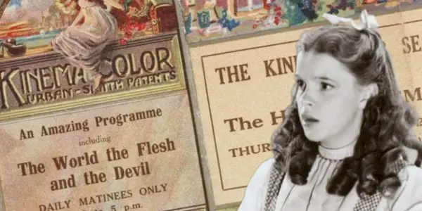 Rozrušená černobílá Judy Garland jako Dorothy z Čaroděje ze země Oz na pozadí barevného filmu z roku 1914 The World the Flesh and the Devil
