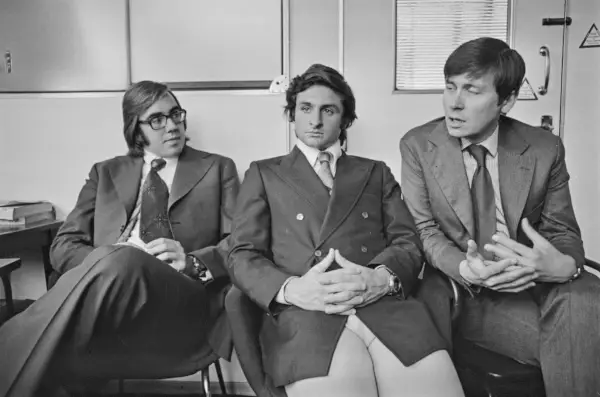 nando parrado, roberto canessa, piers paul read, squadra di rugby uruguaiana sopravvissuta a un incidente aereo sulle ande sul volo 571 dell'aeronautica uruguaiana, nel 1974