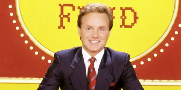 Ray Combs uśmiecha się w Family Feud
