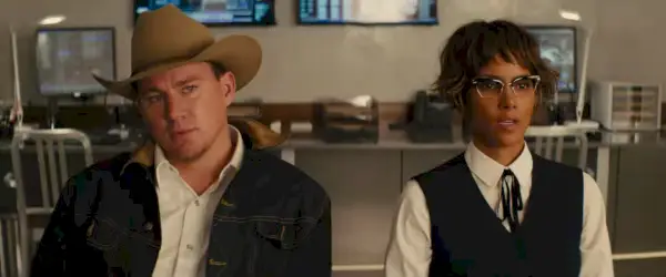 channing tatum og halle berry i kingsman den gyldne cirkel